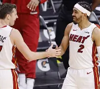 热火客场挑战雷霆，红黄军团心态稳定