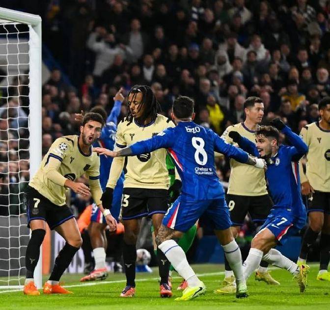 宝威体育平台-切尔西全队合力，主场大胜对手，豪取三分