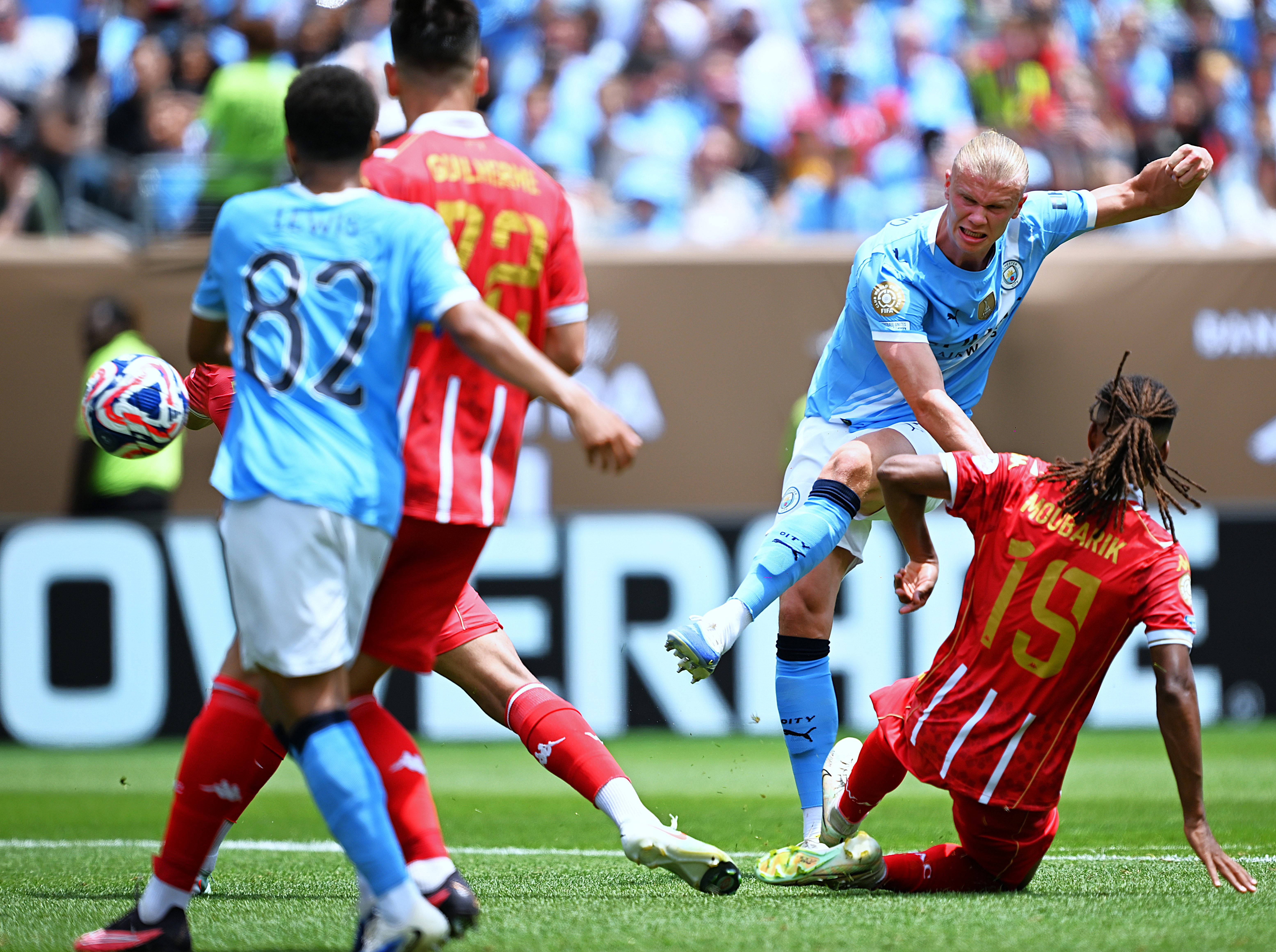 曼城客场大胜狼队,领先优势扩大至九分!的简单介绍 曼城客场大胜狼队,领先优势扩大至九分!的简单介绍